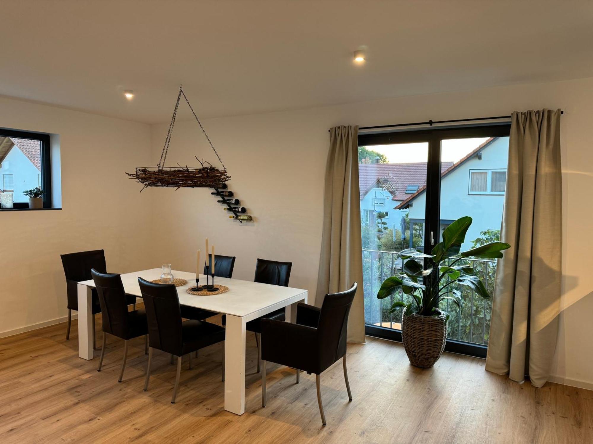 Moderne Ferienwohnung Mit Terrasse, Grill & Privatparkplatz Venningen Zewnętrze zdjęcie